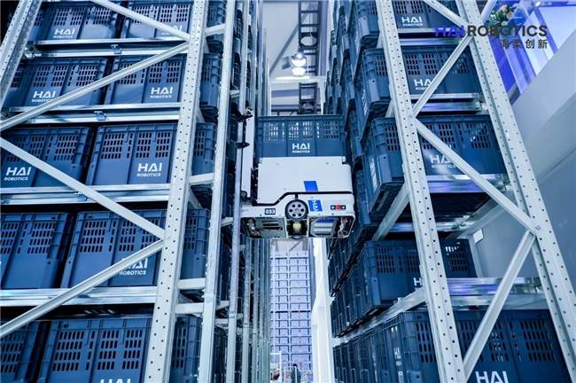 海柔创新闪攀系统亮相亚洲物流展，双智造中心助力全球仓储自动化升级