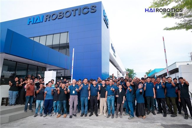 海柔创新闪攀系统亮相亚洲物流展，双智造中心助力全球仓储自动化升级