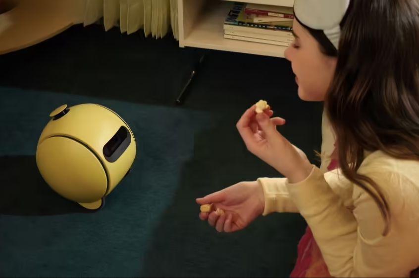 三星AI家庭伴侣机器人Ballie上市时间推迟，定价或超2000美元