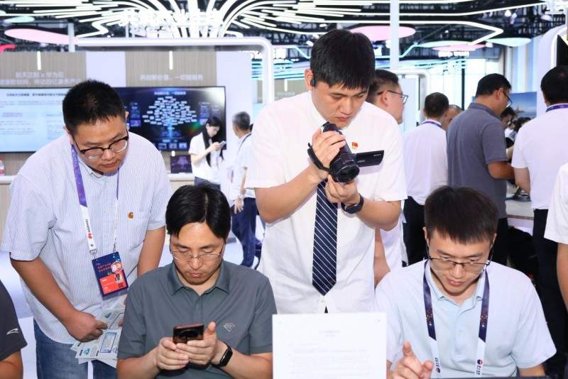 B+轮融资落地！方寸无忧领跑政企AI办公赛道，梅花创投、金沙江创投联合加持