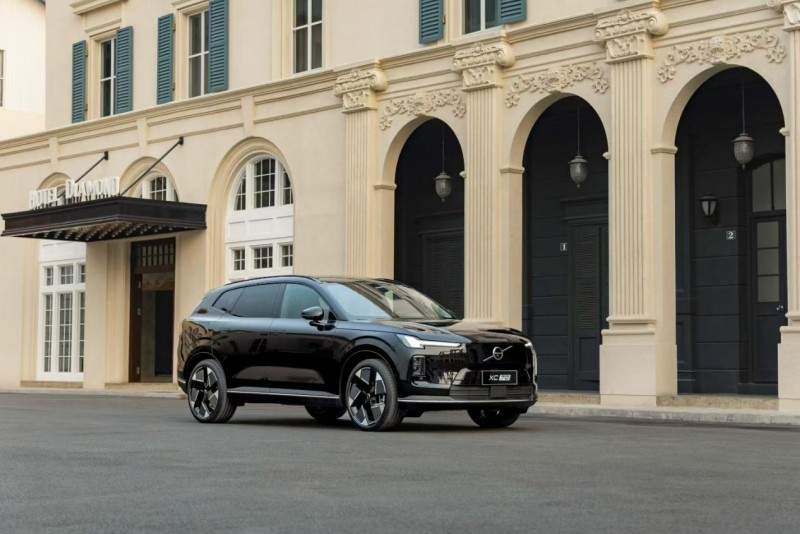 豪华插混SUV如何选？机械素质与动力架构是关键