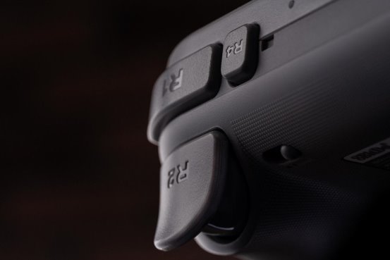 Pro 3蓝牙游戏手柄发布：软硬件双升级，探索无限操控可能