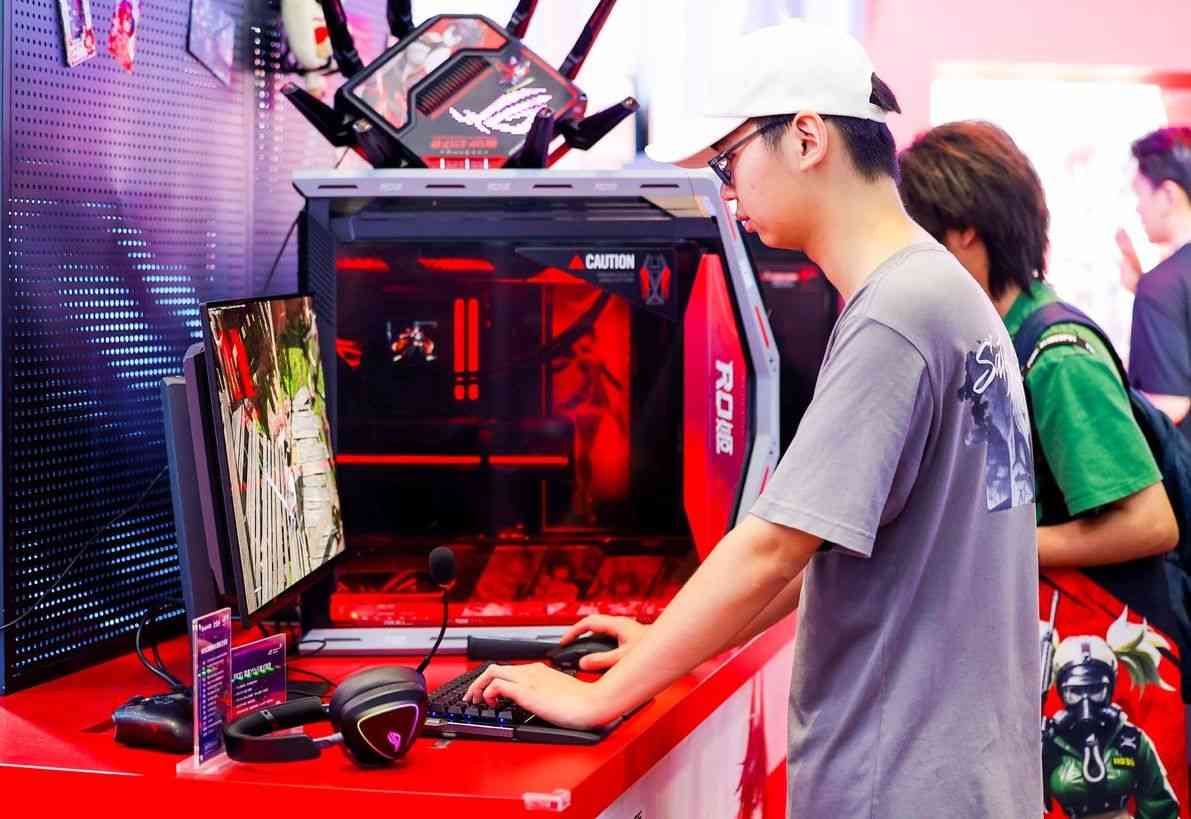 ROG玩+乐园亮相BW2025，重磅新品与二次元IP联动引爆狂欢