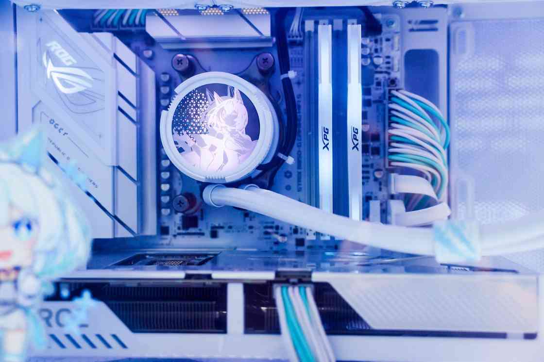 ROG玩家国度亮相BW2025，发布多款联名主板与次元主题全家桶