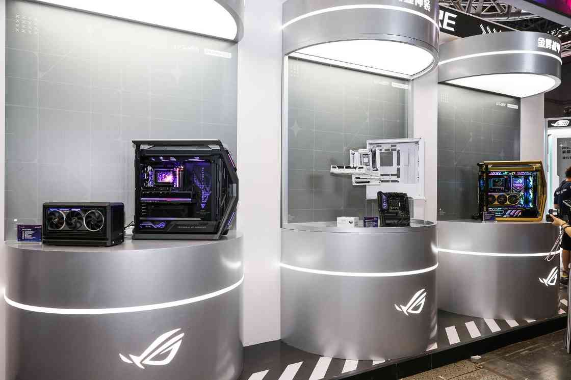 ROG玩+乐园亮相BW2025，重磅新品与二次元IP联动引爆狂欢