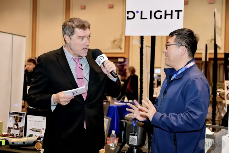 全球首款个人机器人亮相，开启人形机器人实用化新纪元