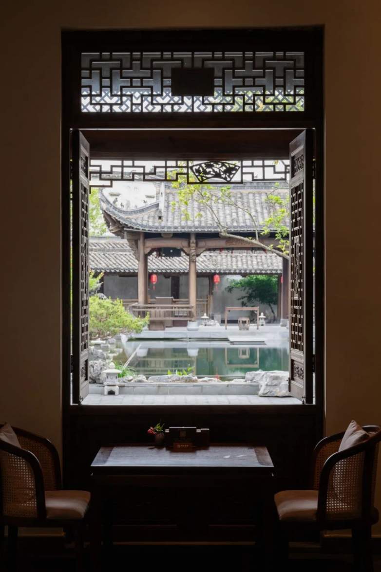 凿一孔，通万物