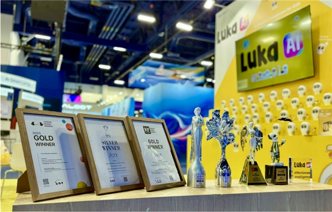 灵宇宙CES 2026亮相：AI陪伴机器人构建全球生态新篇章