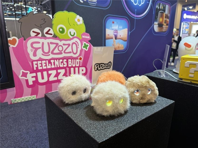 从能听会说到能看会动，全场景AI机器人开发套件赋能多元硬件创新