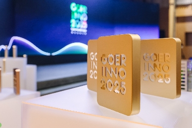 轻薄折叠屏手机如何选？续航与便携性成关键考量