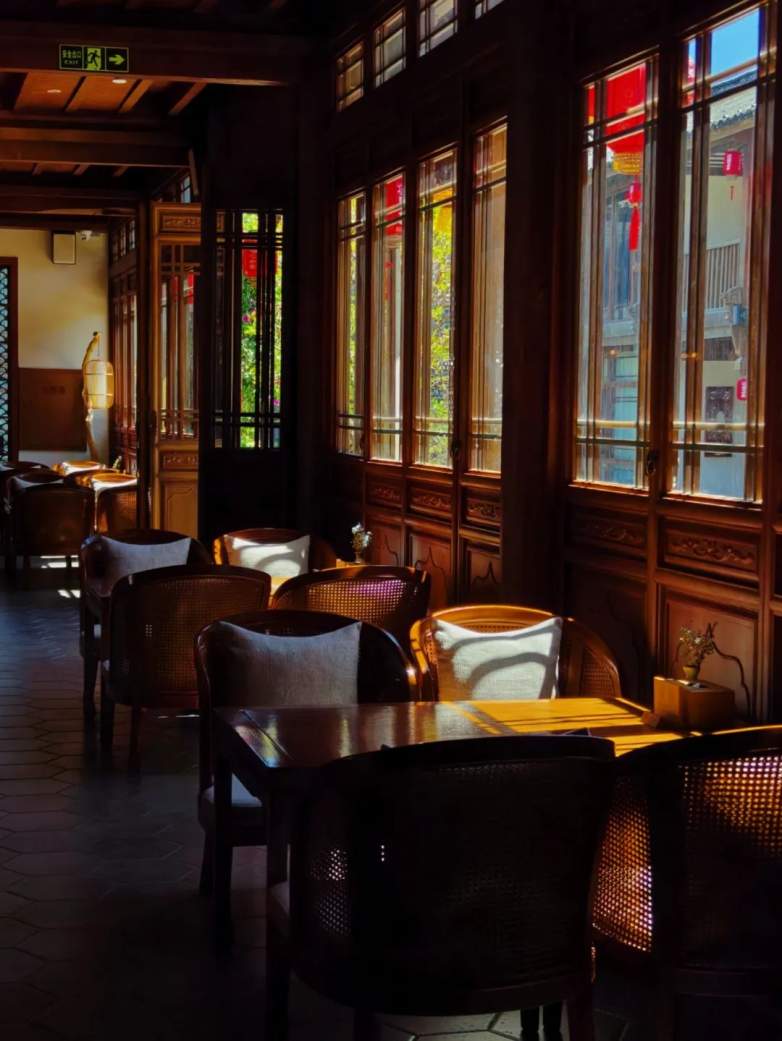 凿一孔，通万物