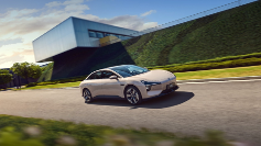 军工安全+同级颜值王！2025款东风奕派007领衔10-15万新能源轿车全能之选