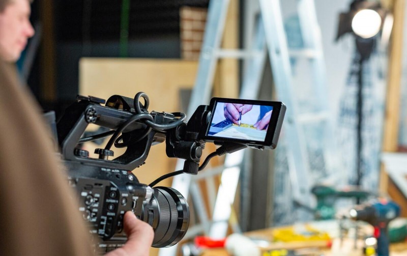 讲真学堂：揭秘短视频爆款打造法则，助力创作者突破流量瓶颈