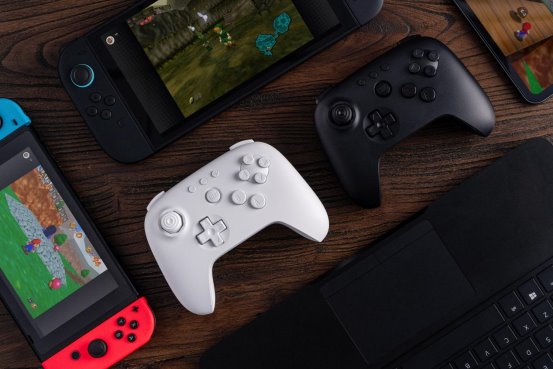 经典重燃：八位堂正式推出64蓝牙手柄